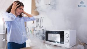 Lò vi sóng nổ lụp bụp