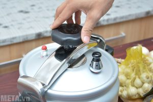 nồi áp suất cơ bị xì hơi an toàn nhanh
